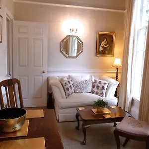 Abigail's Parlour Apartment